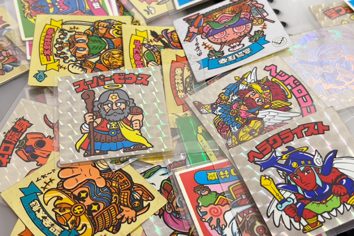 ビックリマンシール整理中です